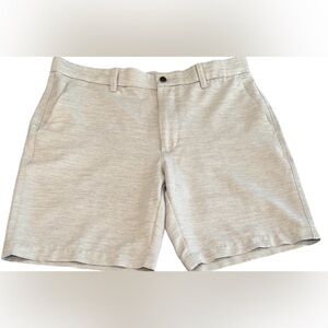 Callaway Golf Shorts Casual Chino Men’s Size 34 Flat Front Light Gray EUC
